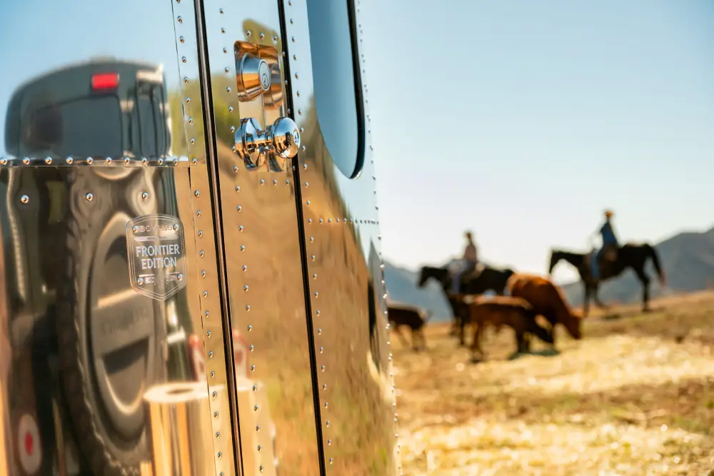 Bowlus_2026_EndlessHighways_Frontier_TT_004