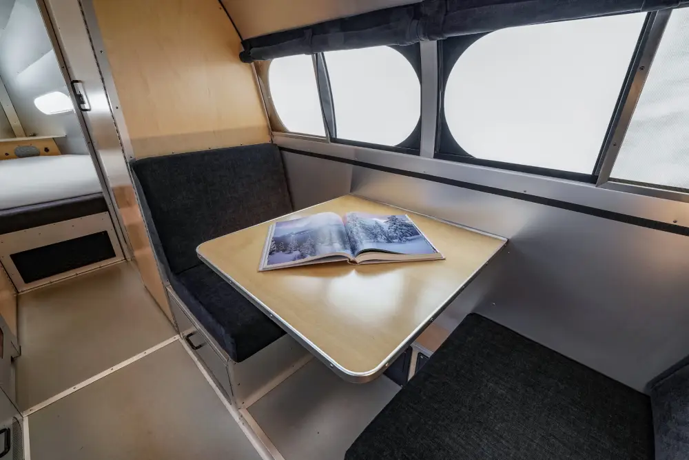 Bowlus_EndlessHighways_2025_Interior_Base_011