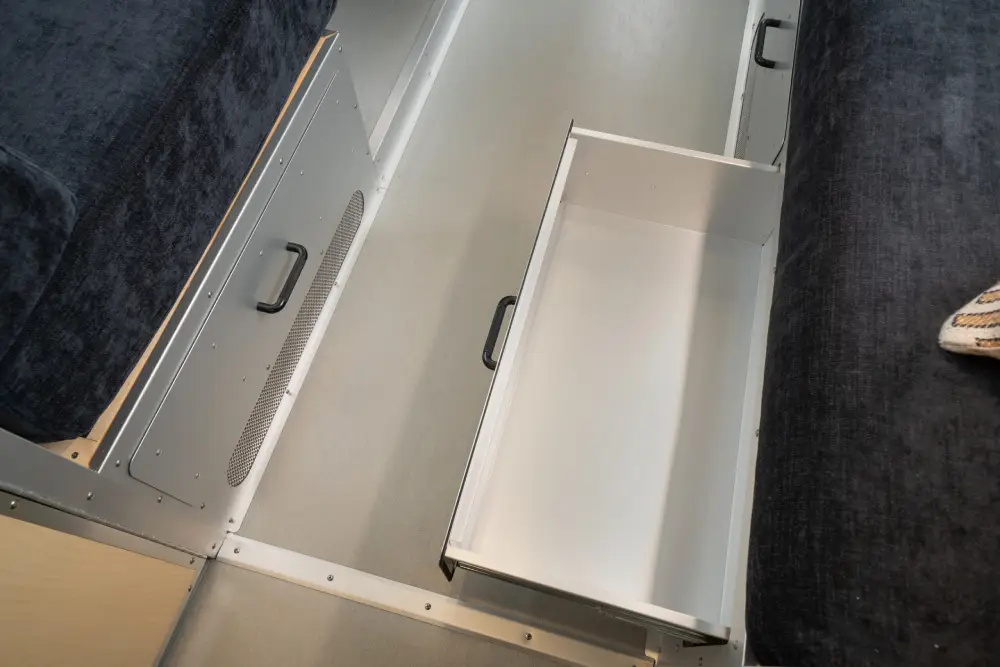 Bowlus_Rivet_2025_Interior_024